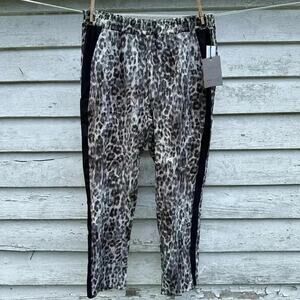 Royal for me womens lightweight leopard print joggers pockets soft
